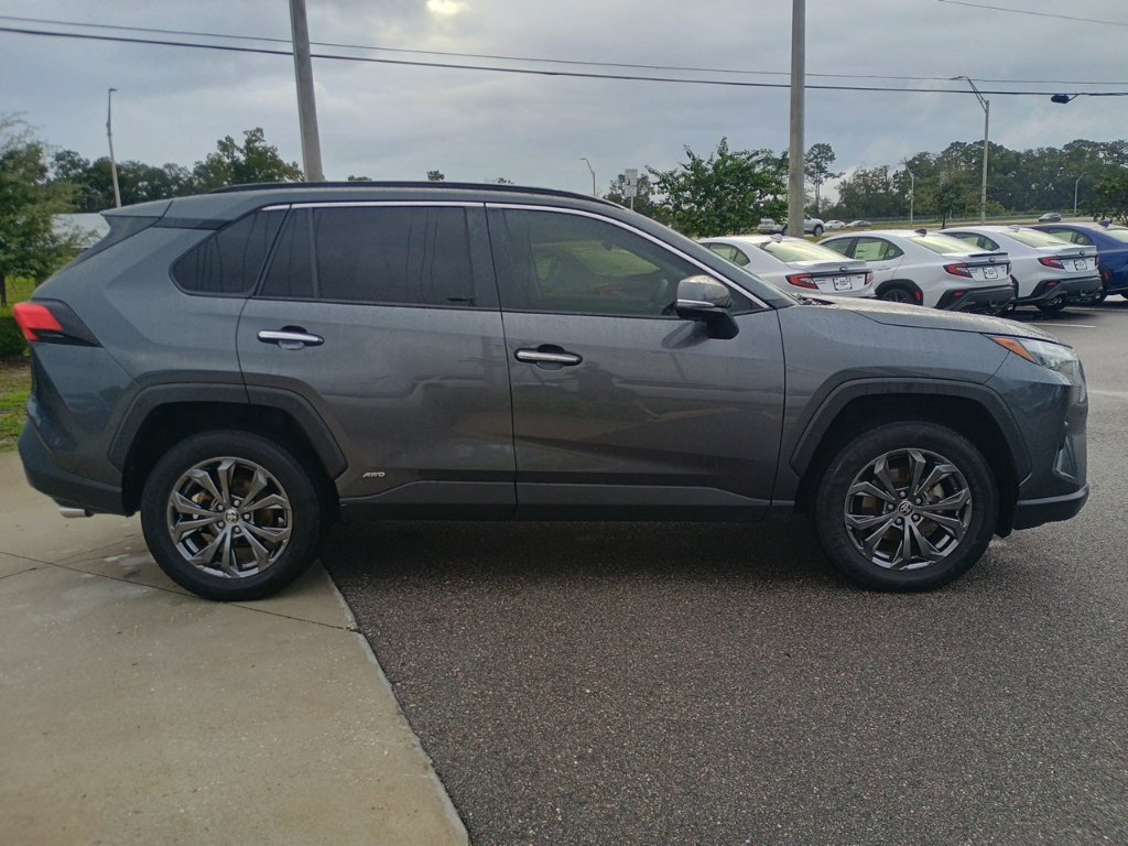 Used 2023 Toyota RAV4 Limited AWD/4WD image 4