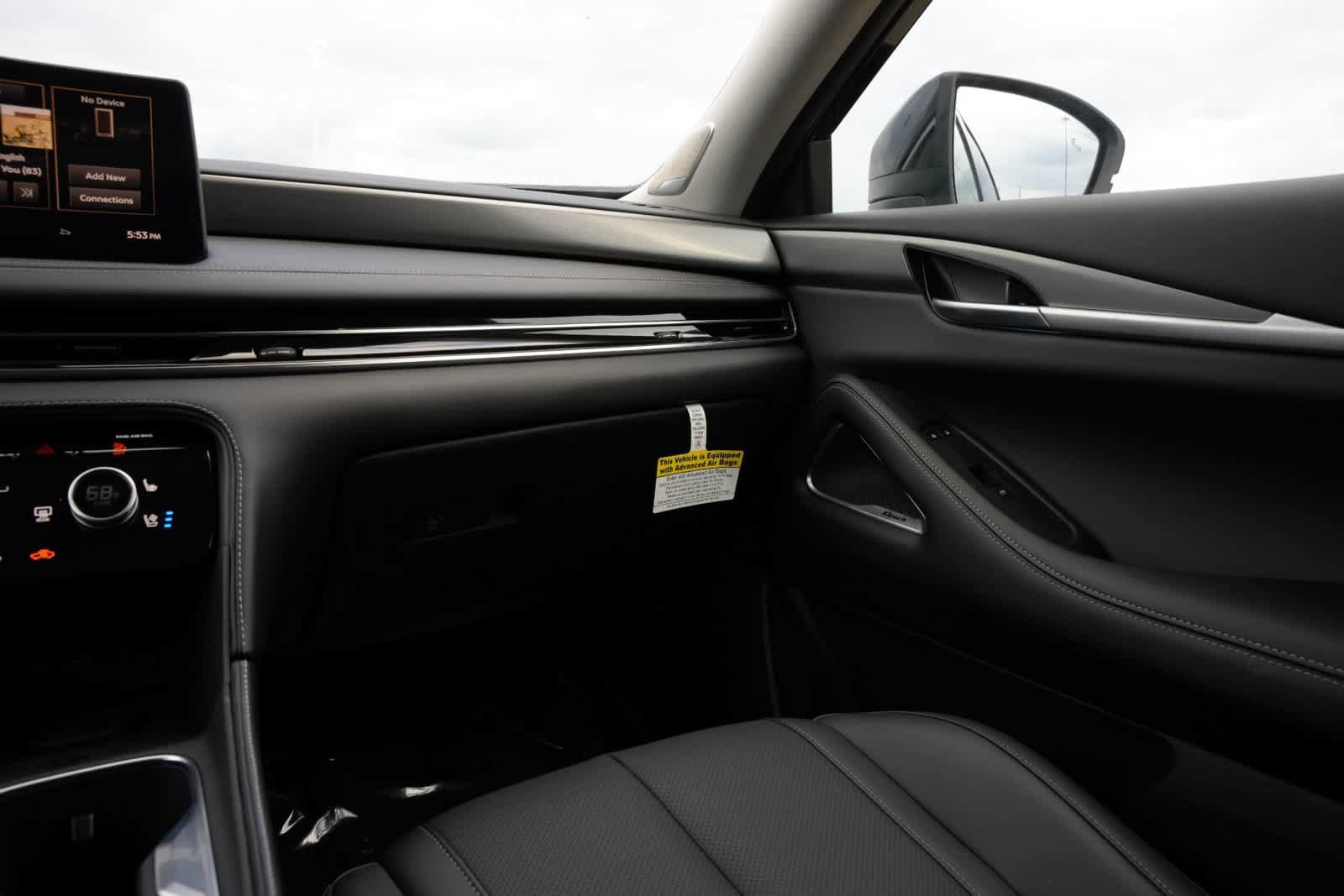 Certified 2027 INFINITI QX60 Luxe w/ Cargo Package FWD image 8