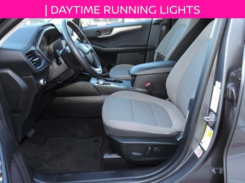 Used 2022 Ford Escape SE w/ SE Sport Appearance Package FWD image 13