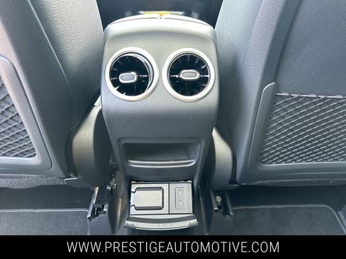 Used 2026 Mercedes-Benz GLA 250 4MATIC image 16