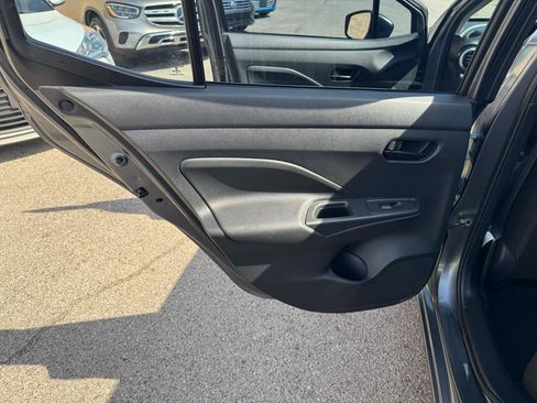 Used 2020 Nissan Versa S image 14