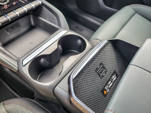 New 2026 GMC Terrain AT4 w/ LPO, Floor Liner Package image 15