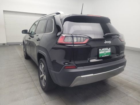 Used 2019 Jeep Cherokee Limited FWD image 5
