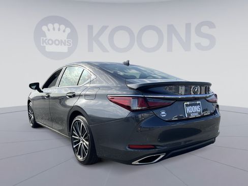 Used 2025 Lexus ES 350 w/ Premium Package FWD image 4