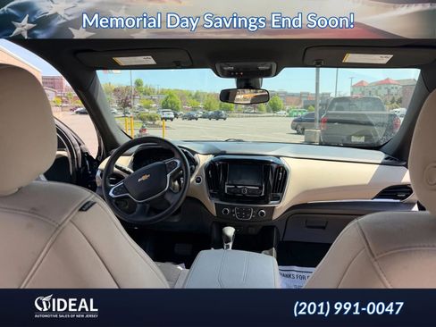 Used 2022 Chevrolet Traverse LS FWD image 37