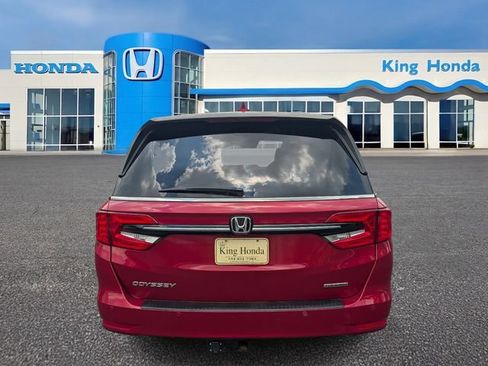 Used 2022 Honda Odyssey Touring image 9