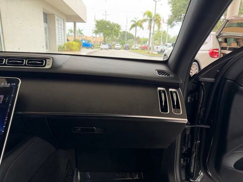 Used 2023 Mercedes-Benz S 500 4MATIC w/ AMG Line image 22