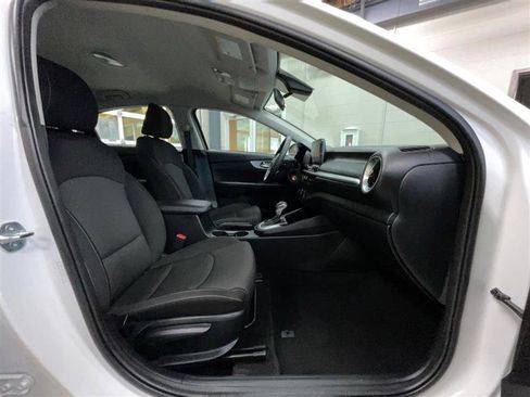 Used 2024 Kia Forte LXS image 25