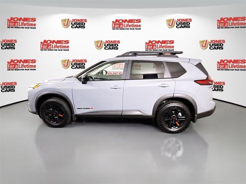 Certified 2025 Nissan Rogue SV image 14