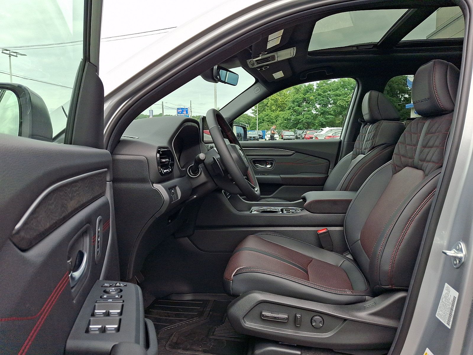 New 2026 Honda Pilot Black Edition image 6