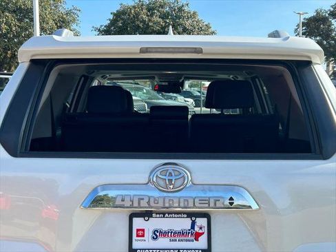 Certified 2022 Toyota 4Runner Limited image 14