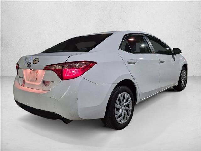Used 2017 Toyota Corolla LE FWD image 5