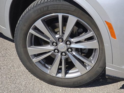 Used 2020 Cadillac XT6 Premium Luxury FWD image 6