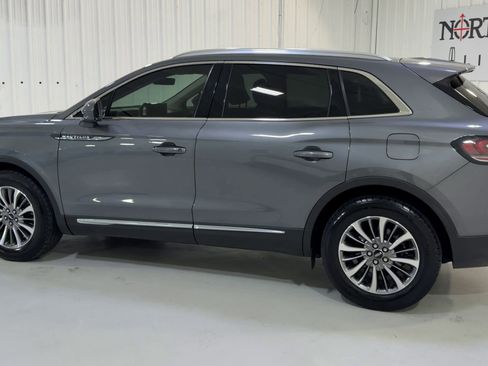 Used 2023 Lincoln Nautilus FWD image 7