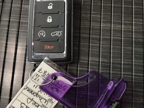 Used 2023 Jeep Wagoneer Series II w/ Premium Group I image 54