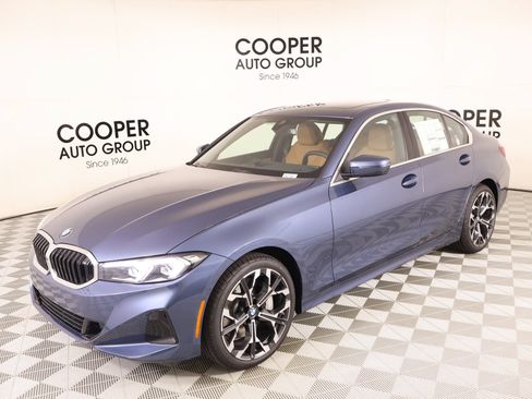 New 2026 BMW 330i Sedan w/ Convenience Package RWD image 10