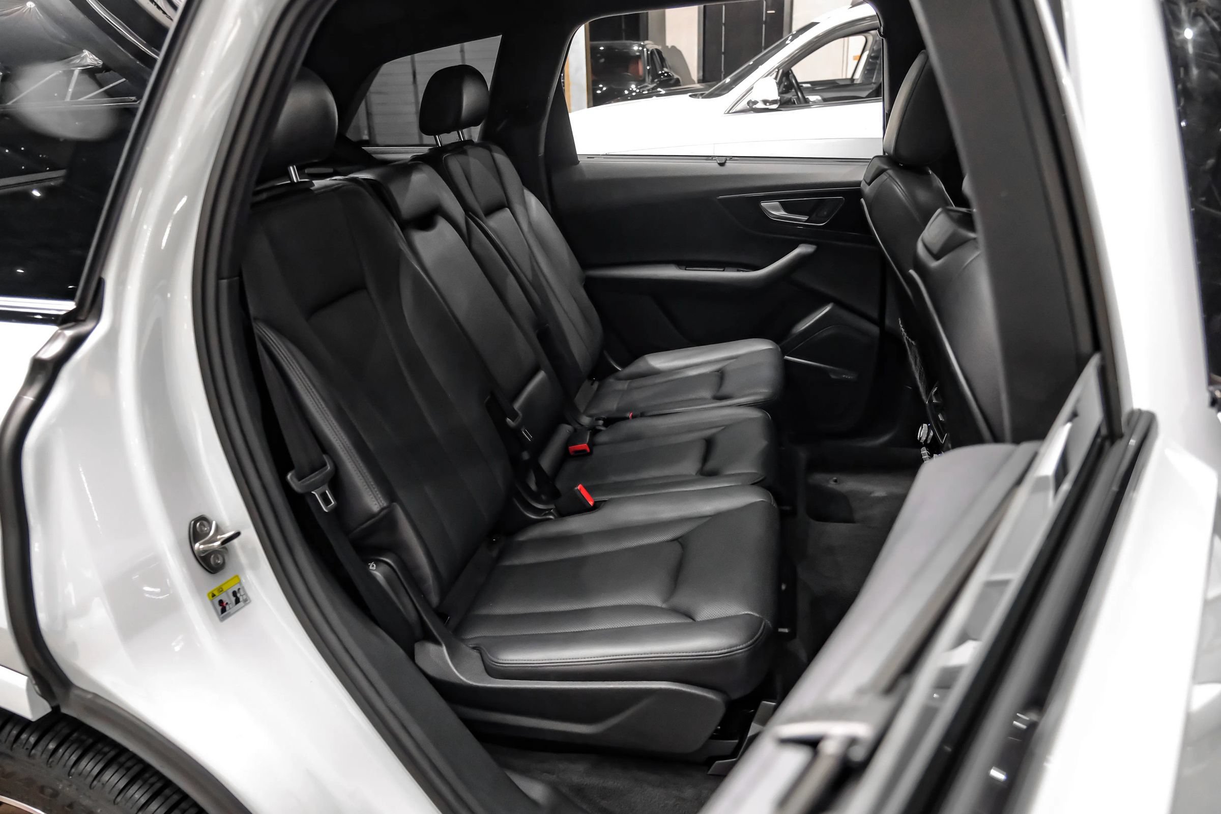 Used 2019 Audi Q7 3.0T Prestige AWD/4WD image 41