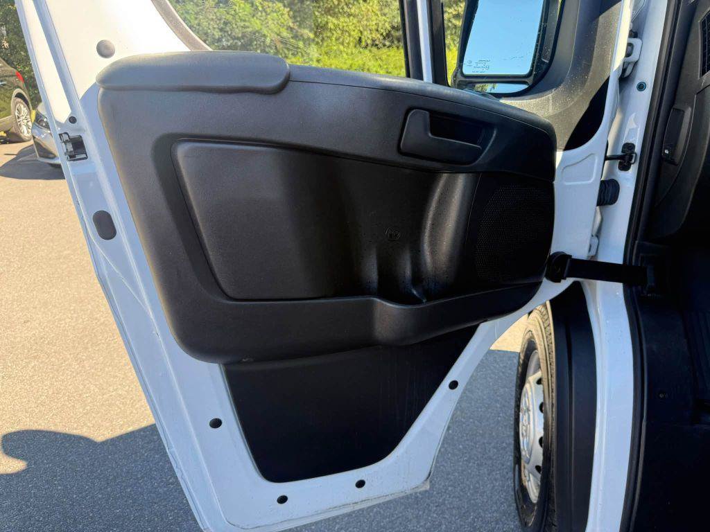 Used 2023 RAM ProMaster 2500 FWD image 24