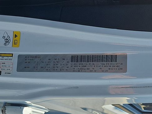 Used 2018 Jeep Wrangler Unlimited Sport S image 39