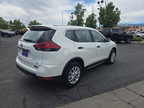 Used 2020 Nissan Rogue S AWD/4WD image 5