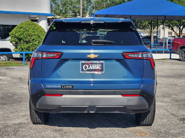 Used 2026 Chevrolet Equinox LT w/ Safety and Technology Package FWD image 6