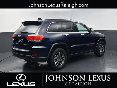 Used 2017 Jeep Grand Cherokee Limited AWD/4WD image 9