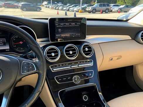 Used 2018 Mercedes-Benz C 300 4MATIC Sedan image 5