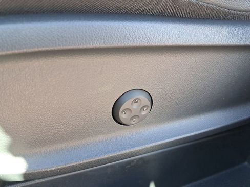 Used 2021 Mercedes-Benz GLA 250 GLA 250 image 16