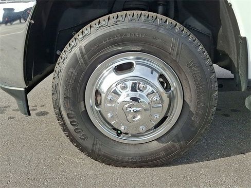 Used 2022 RAM 3500 Big Horn image 8