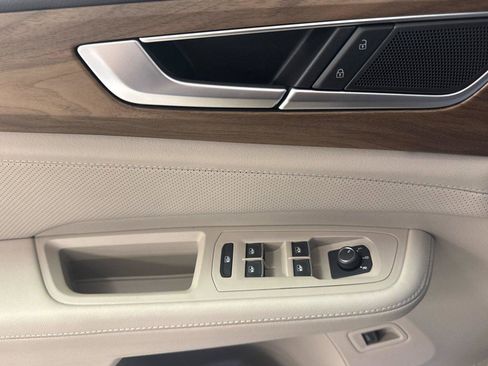 New 2026 Volkswagen Atlas SE image 10