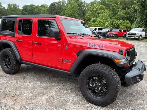 Used 2025 Jeep Wrangler Unlimited Sport S 4xe AWD/4WD image 5