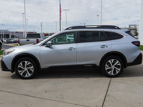 Used 2020 Subaru Outback Limited XT w/ Popular Package #2 AWD/4WD image 5