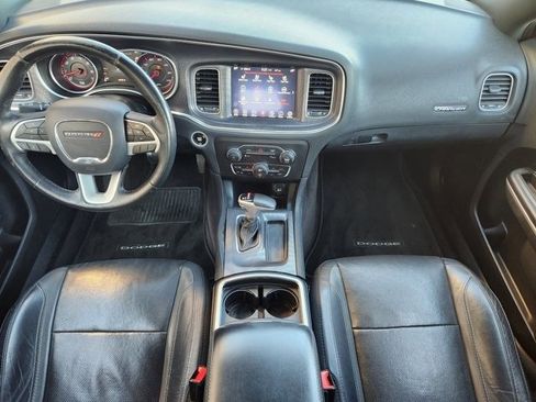 Used 2017 Dodge Charger SXT w/ Plus Group image 26