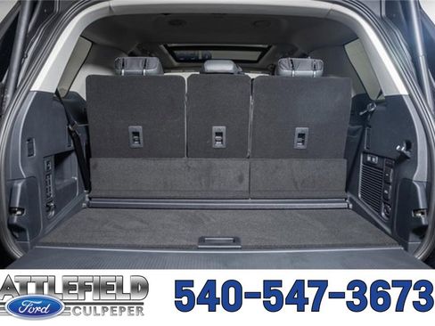 New 2025 Ford Expedition Active image 9