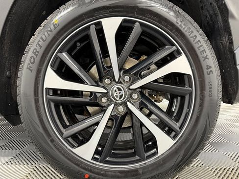 Used 2023 Toyota Corolla Cross XSE w/ Convenience Package image 32