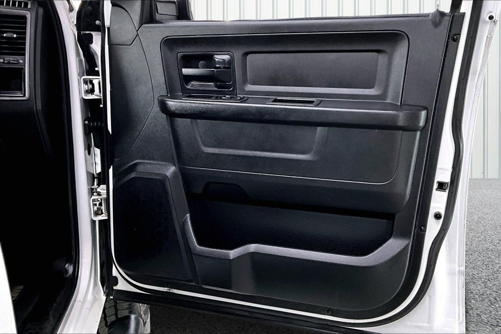 Used 2019 RAM 1500 Express w/ Wheel & Sound Group AWD/4WD image 26