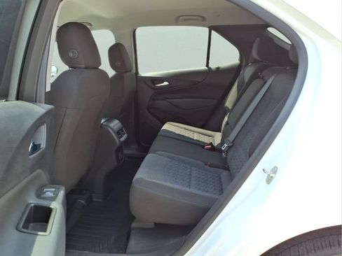 Used 2023 Chevrolet Equinox LT w/ Driver Convenience Package AWD/4WD image 22