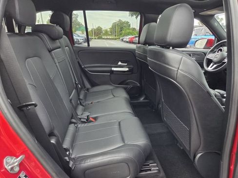Used 2020 Mercedes-Benz GLB 250 4MATIC image 17
