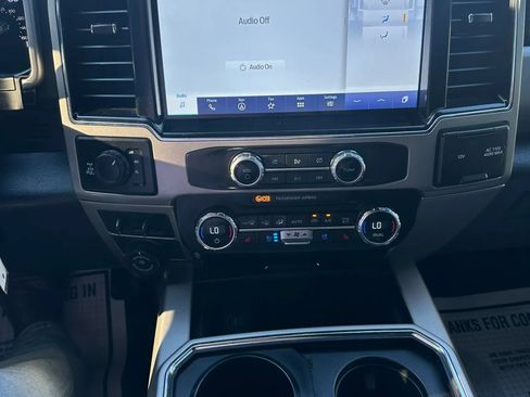 Used 2022 Ford F250 Lariat w/ Black Appearance Package AWD/4WD image 27