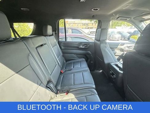 Used 2024 Chevrolet Suburban LT AWD/4WD image 3