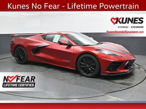 Used 2023 Chevrolet Corvette Stingray Preferred Cpe w/ Z51 Performance Package RWD image 1