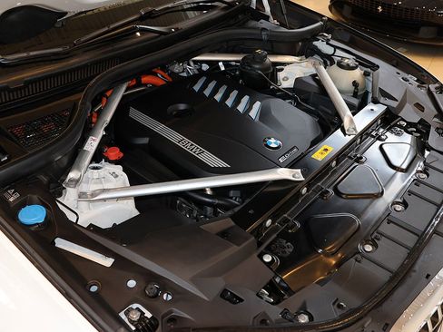 Used 2023 BMW X5 xDrive45e w/ Executive Package image 62