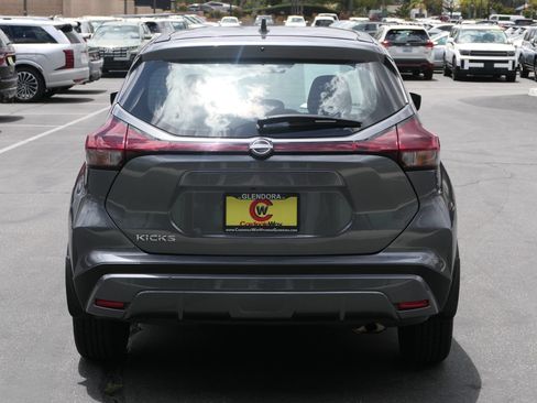 Used 2024 Nissan Kicks S FWD image 5