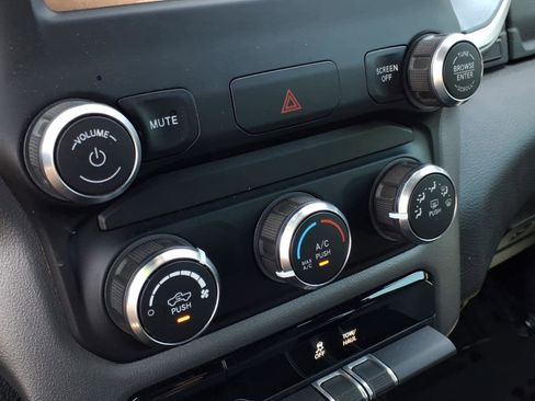 Used 2022 RAM 1500 Big Horn RWD image 37