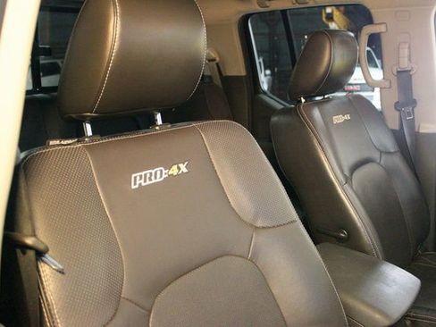 Used 2014 Nissan Frontier PRO-4X w/ Pro-4x Luxury Package image 11
