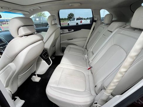 Used 2018 Lincoln MKX Black Label w/ Driver Assistance Package FWD image 7
