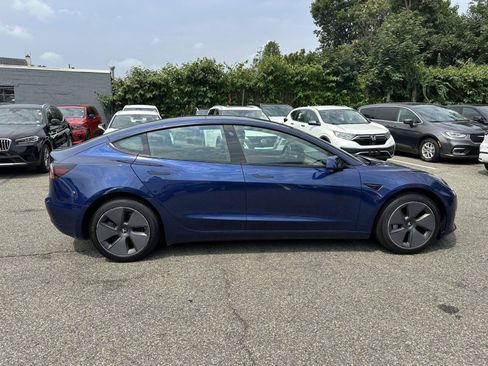 Used 2023 Tesla Model 3 Standard Range RWD image 2