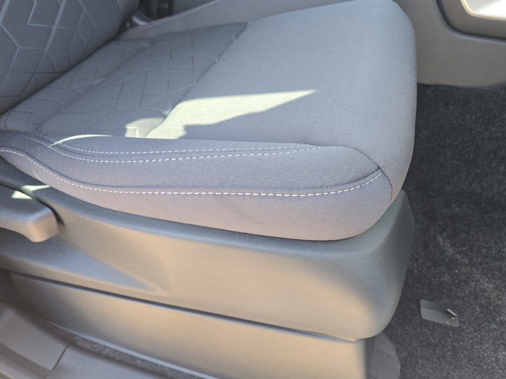 New 2027 Nissan Frontier SV w/ All-Weather Content Package RWD image 12
