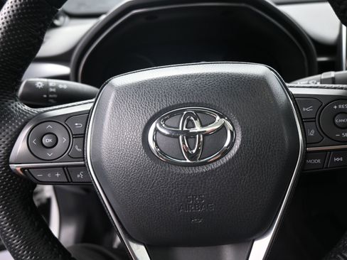 Used 2022 Toyota Avalon Touring w/ Advanced Safety Package image 16