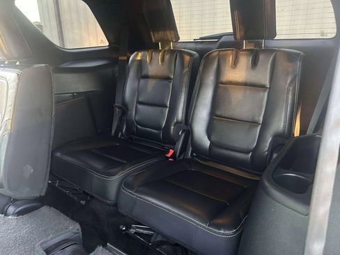 Used 2017 Ford Explorer Limited w/ Equipment Group 301A image 21